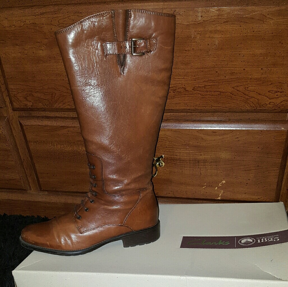 Clark's Women Boots